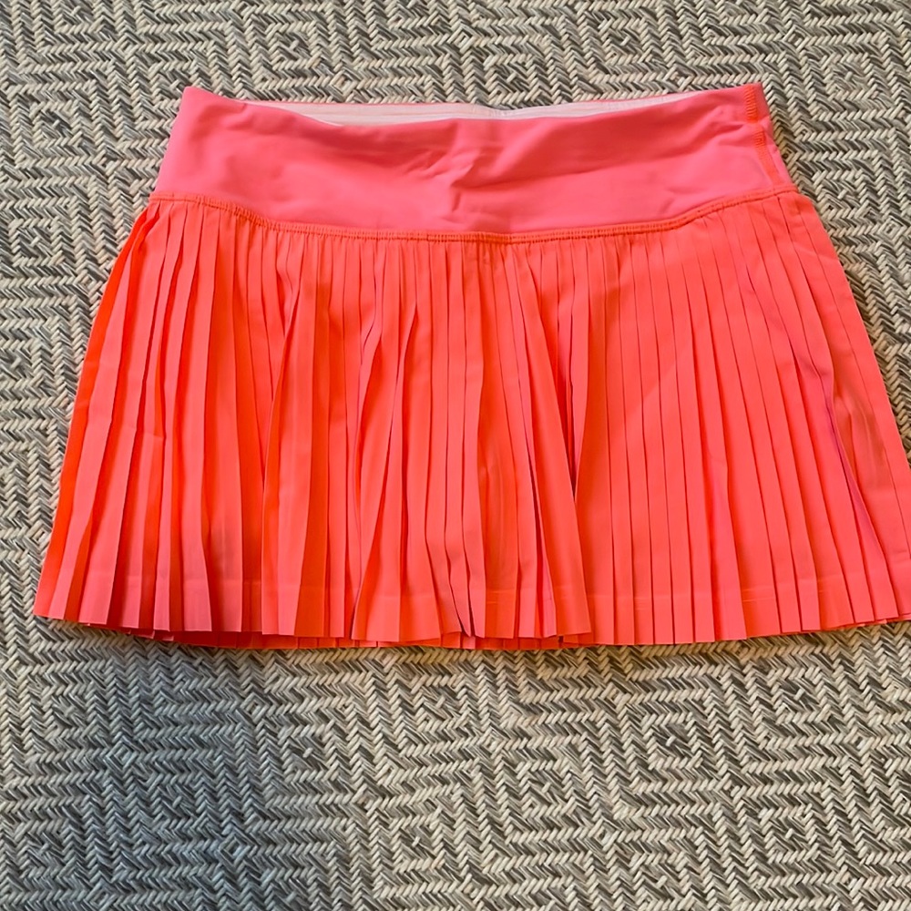 Lululemon tennis/golf skort SZ 4